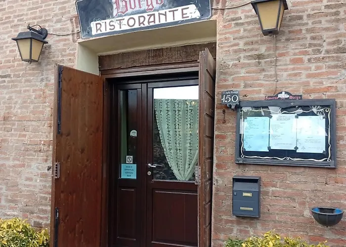 Romantica Residenza - Borgo * Castello di Serravalle